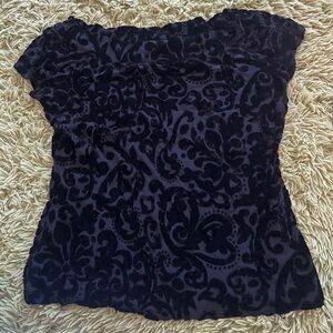 Velvet textured short sleeve top #goingouttop